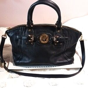 Michael Kors Leather Bag w/Crossbody Leather Strap  ⚜️👑⚜️